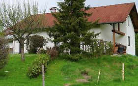 Cosy Apartment In Allg U With Garden